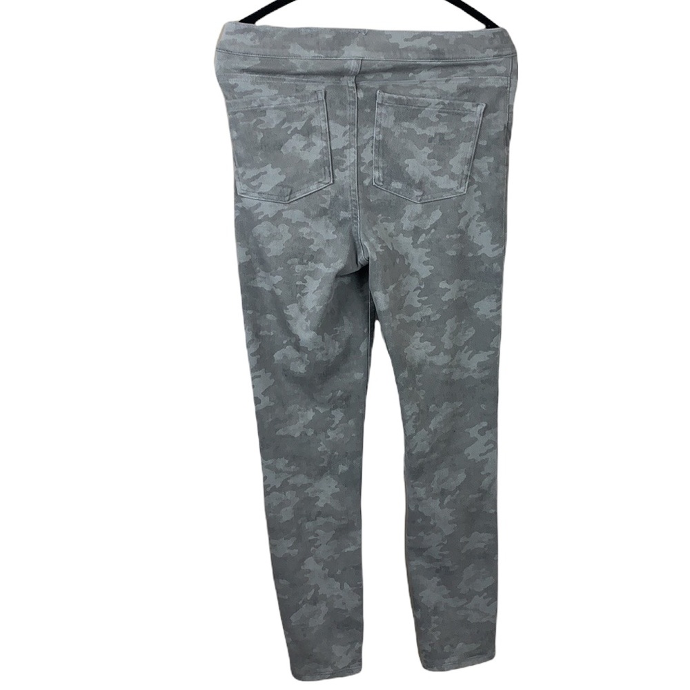SPANX Jeanish Leggings StoneWash Camo - Picture 7 of 9